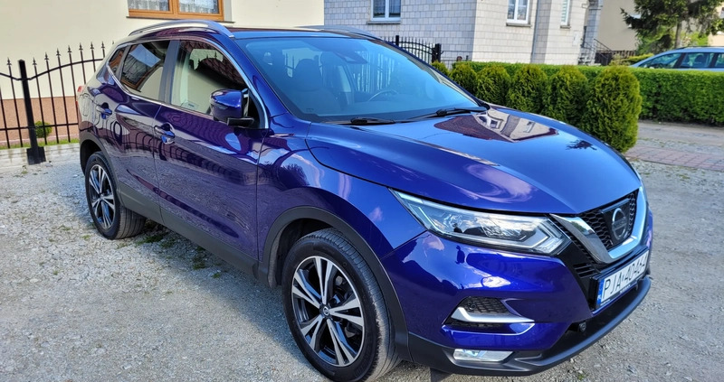 Nissan Qashqai cena 77900 przebieg: 104000, rok produkcji 2018 z Jarocin małe 137